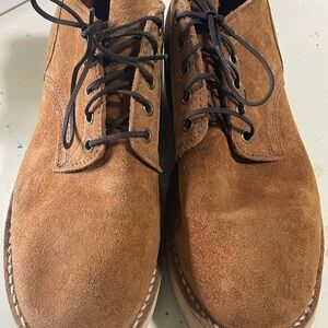 Vibram Men's Brown Suede Lace-Up Loafers